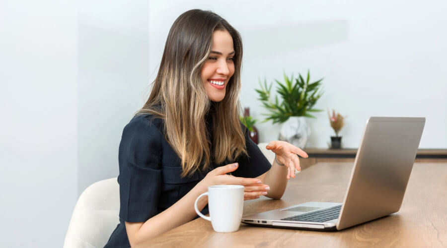 turn side hustle into full-time income